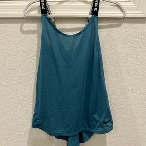 Nike workout tank top